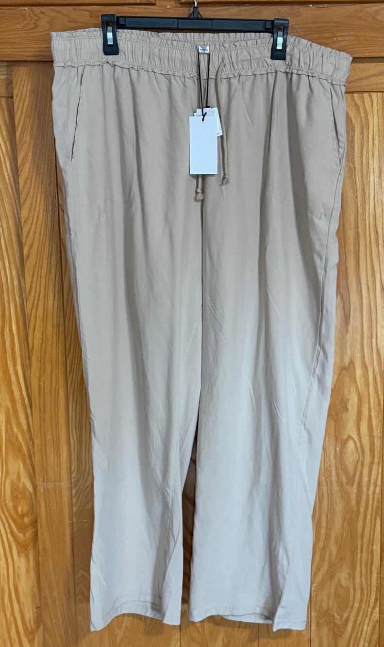 NWT For The Republic Woman Wide Leg Lounge Pants Tan 2X